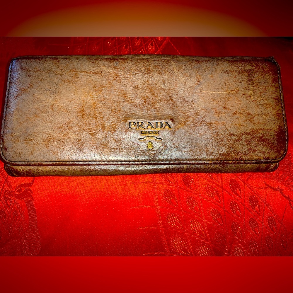 Authentic Prada leather vintage wallet